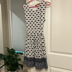 Tie back elephant dress